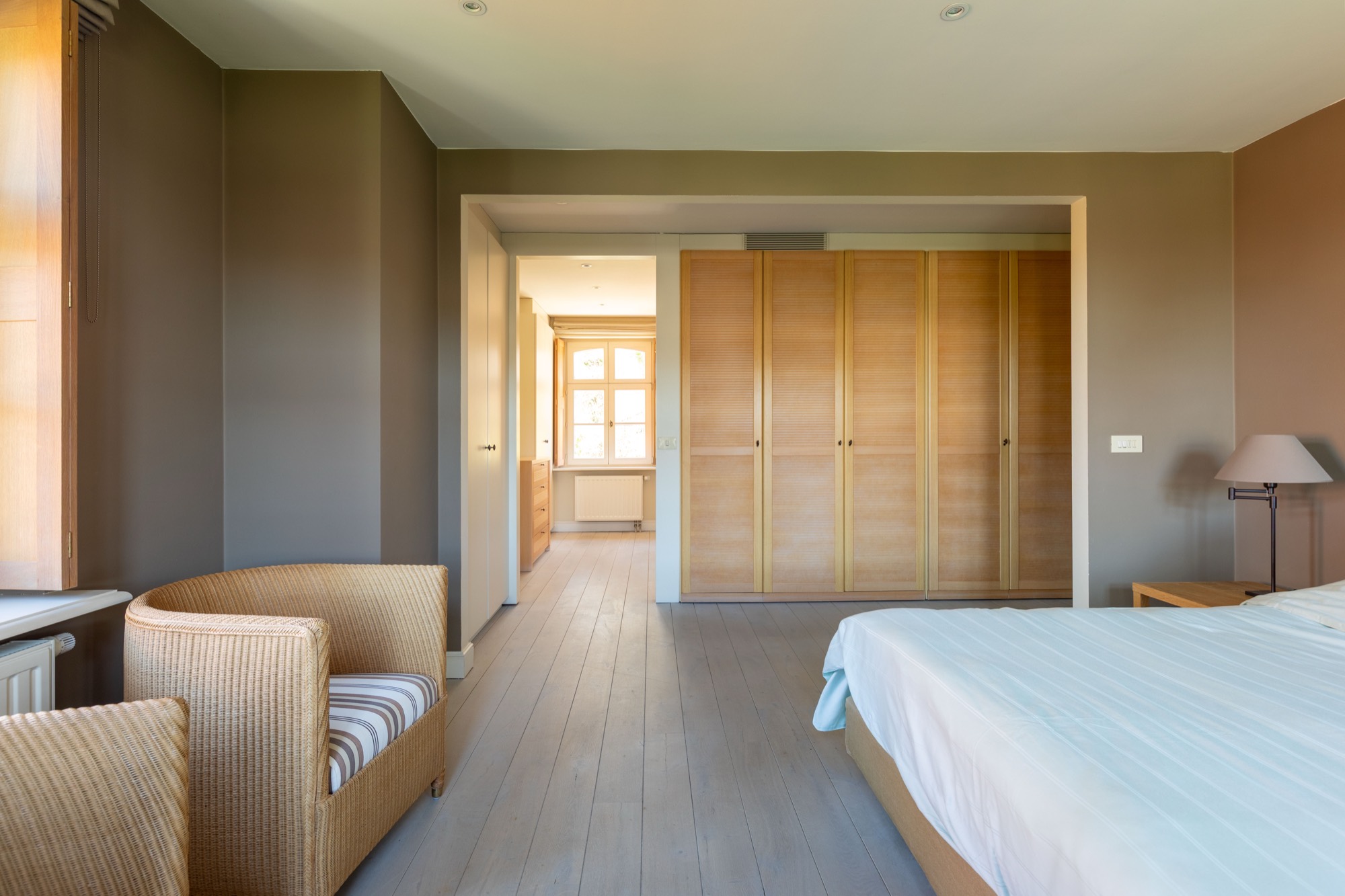 Master slaapkamer met dressing